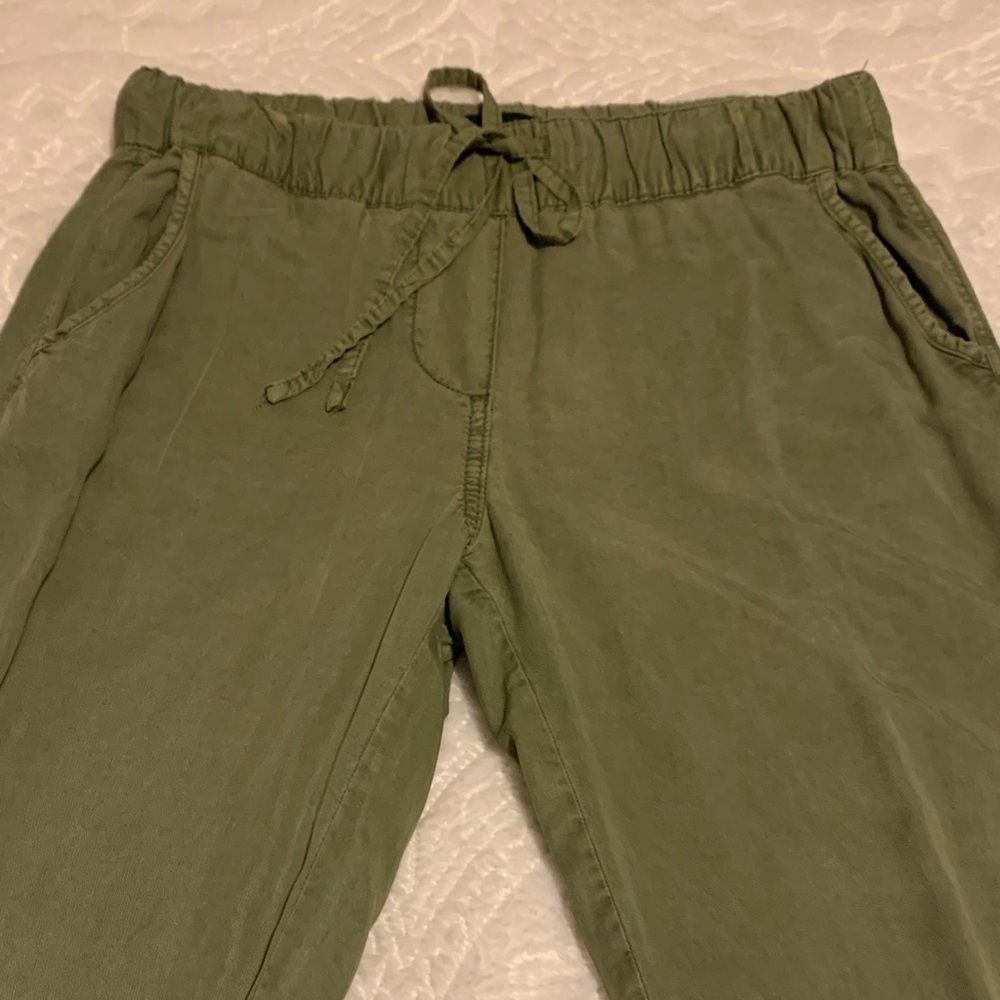 NWOT Sanctuary Green Tencel Joggers - Picture 7 of 9